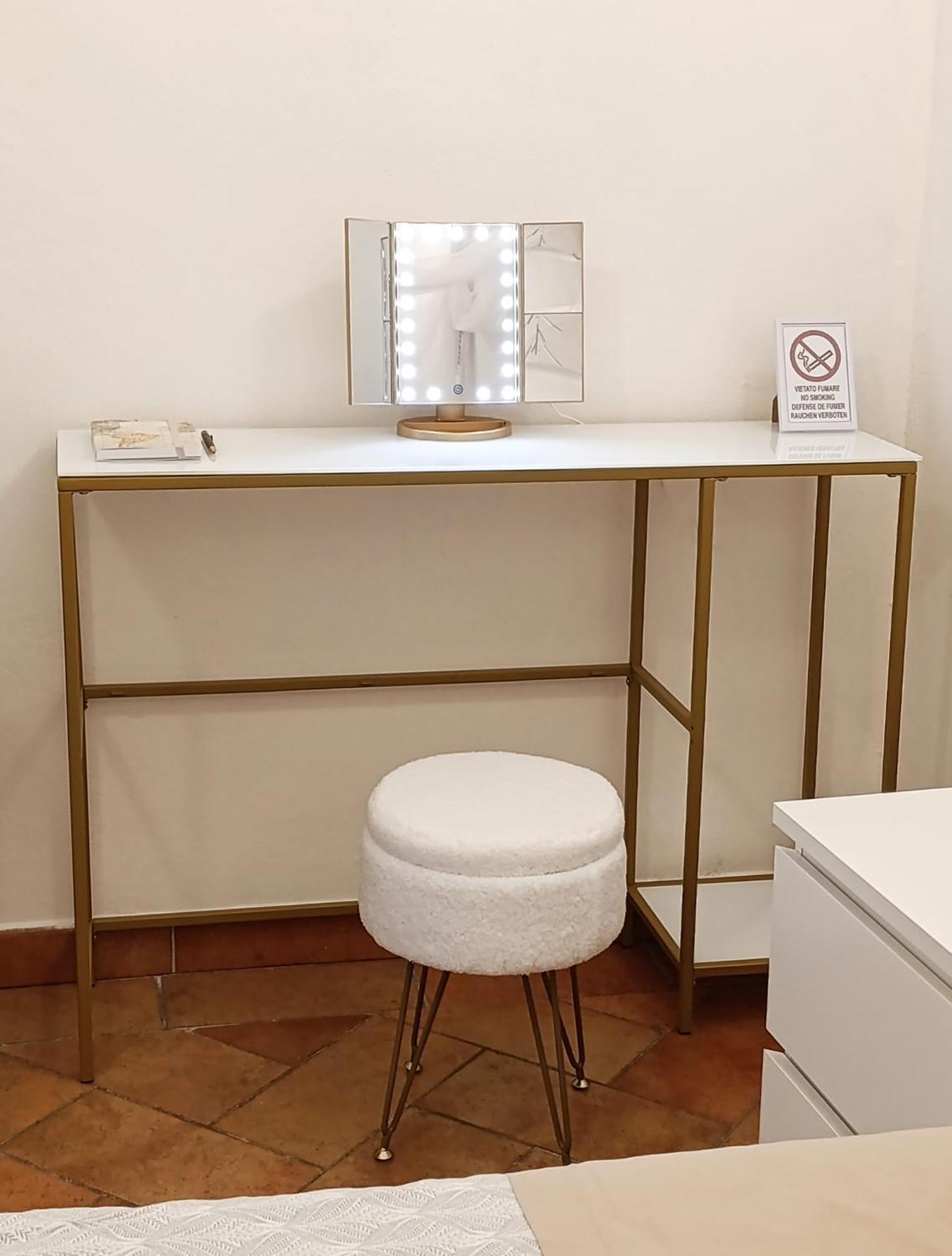Secret Window Bed and Breakfast Πιστόια Εξωτερικό φωτογραφία